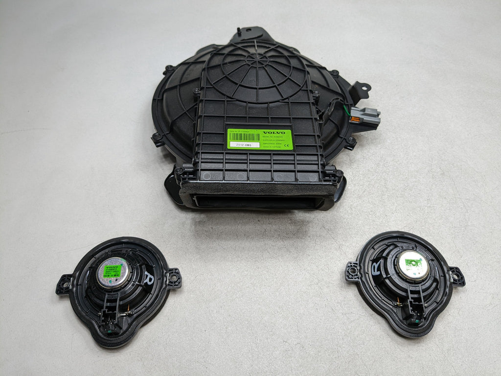 19 - 24 VOLVO S60 OEM SPEAKER SUBWOOFER DOOR AUDIO SYSTEM REAR LEFT AND RIGHT