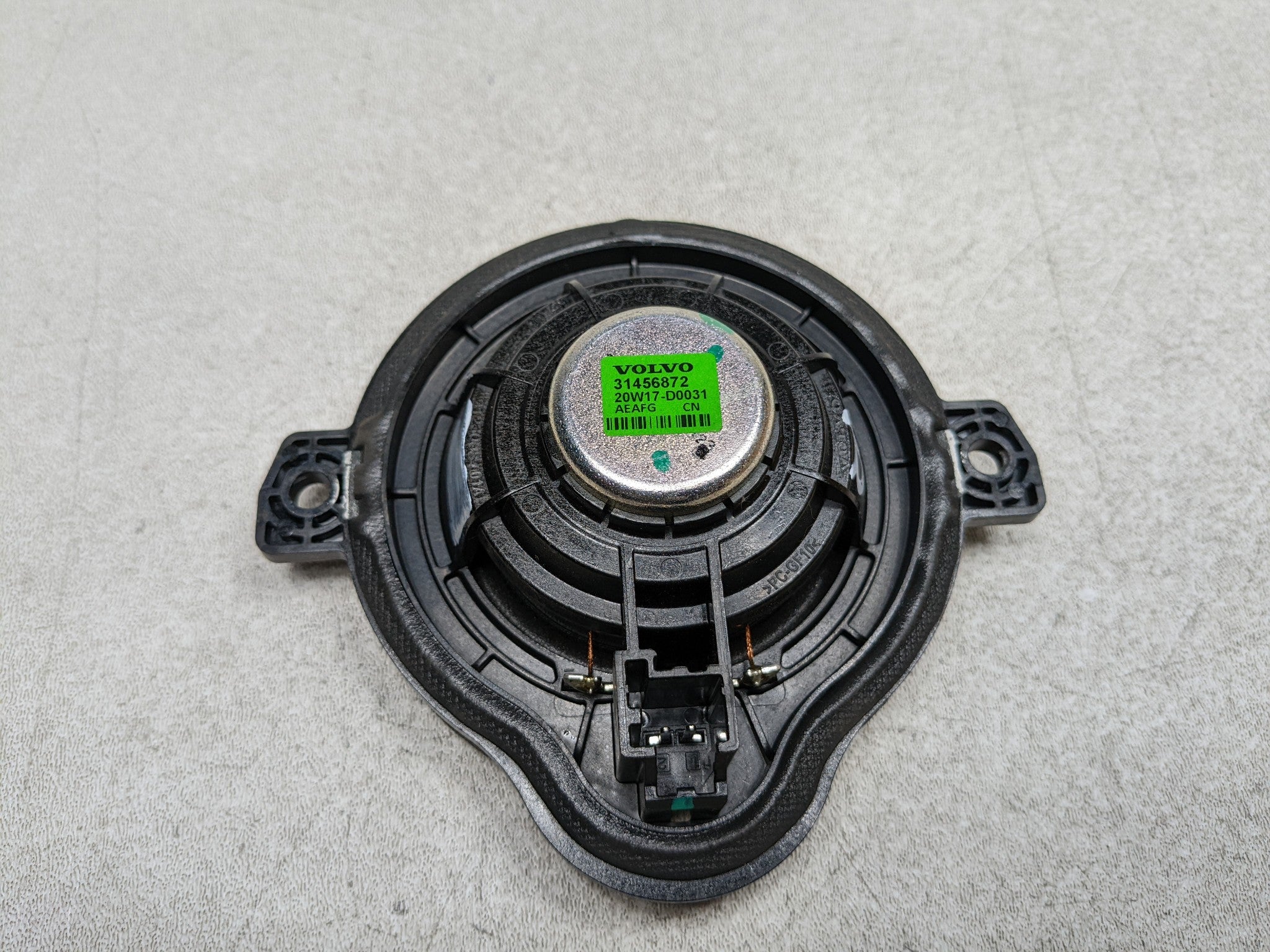 19 - 24 VOLVO S60 OEM SPEAKER SUBWOOFER DOOR AUDIO SYSTEM REAR LEFT AND RIGHT