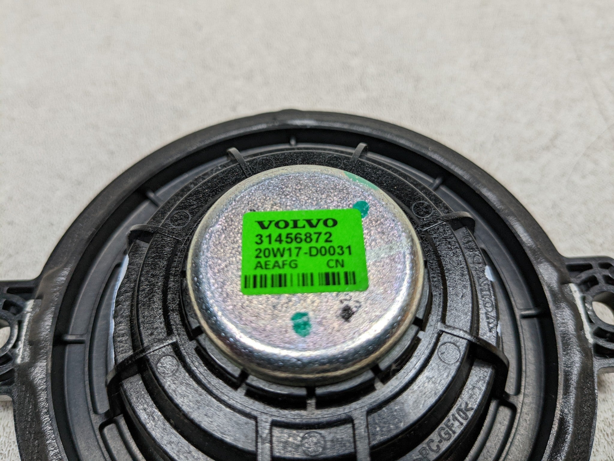 19 - 24 VOLVO S60 OEM SPEAKER SUBWOOFER DOOR AUDIO SYSTEM REAR LEFT AND RIGHT