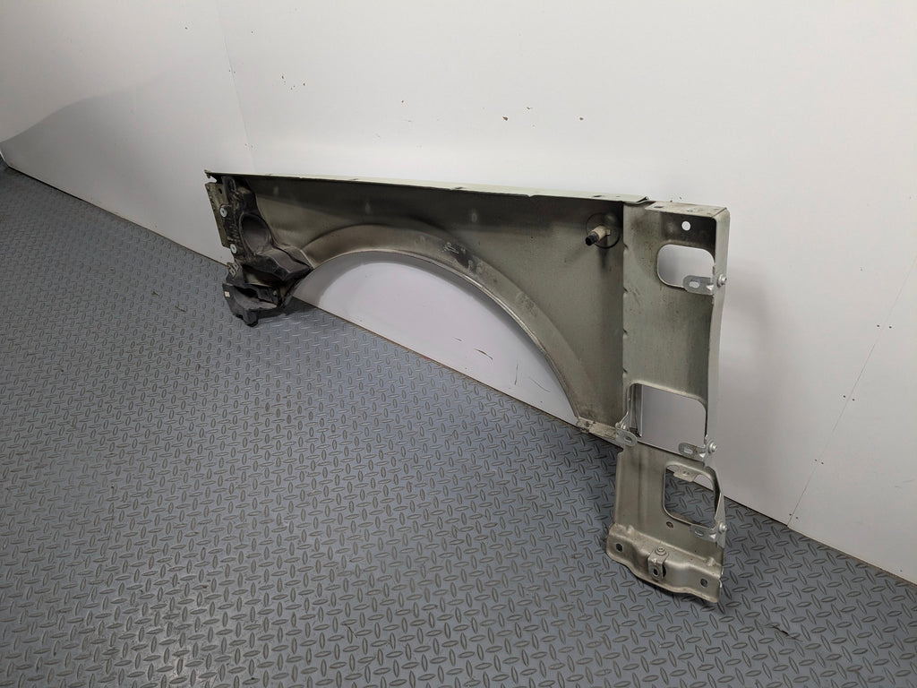 03 - 2005 LAND ROVER RANGE ROVER OEM FENDER WITH SIDE LAMP FRONT RIGHT PASSENGER