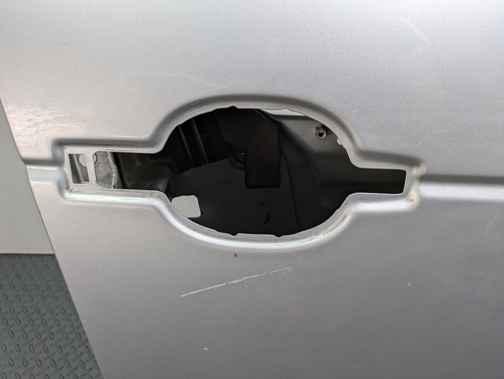 03 - 05 LAND RANGE ROVER OEM DOOR SHELL PANEL ZAMBEZI SILVER FRONT RIGHT SIDE