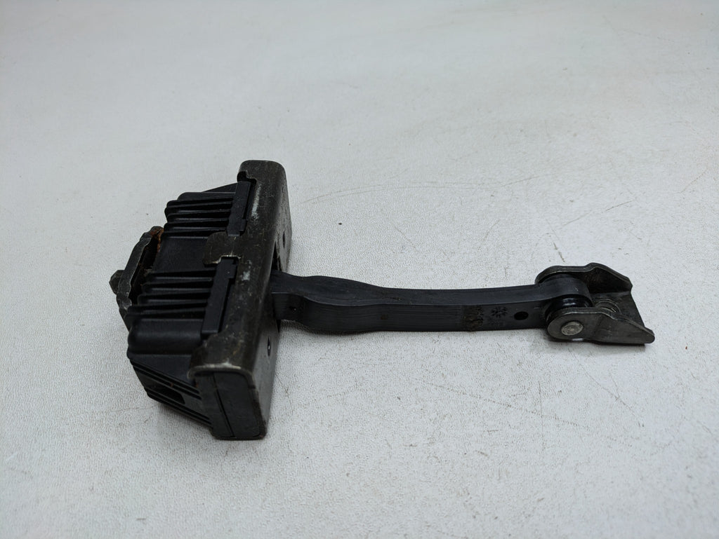 2003 - 2005 LAND ROVER RANGE ROVER OEM DOOR CHECK STRAP STOPPER FRONT RIGHT SIDE