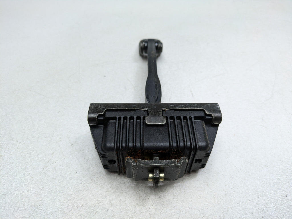 2003 - 2005 LAND ROVER RANGE ROVER OEM DOOR CHECK STRAP STOPPER FRONT LEFT SIDE
