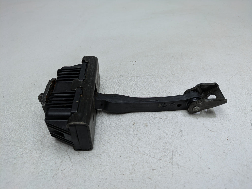 2003 - 2005 LAND ROVER RANGE ROVER OEM DOOR CHECK STRAP STOPPER FRONT LEFT SIDE