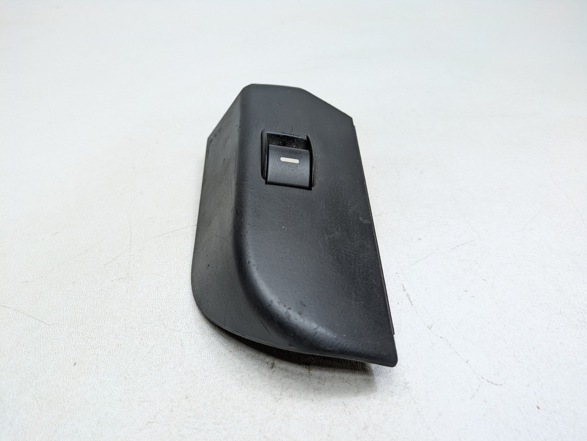 03 - 05 LAND ROVER RANGE ROVER OEM DOOR WINDOW SWITCH REAR RIGHT PASSENGER SIDE