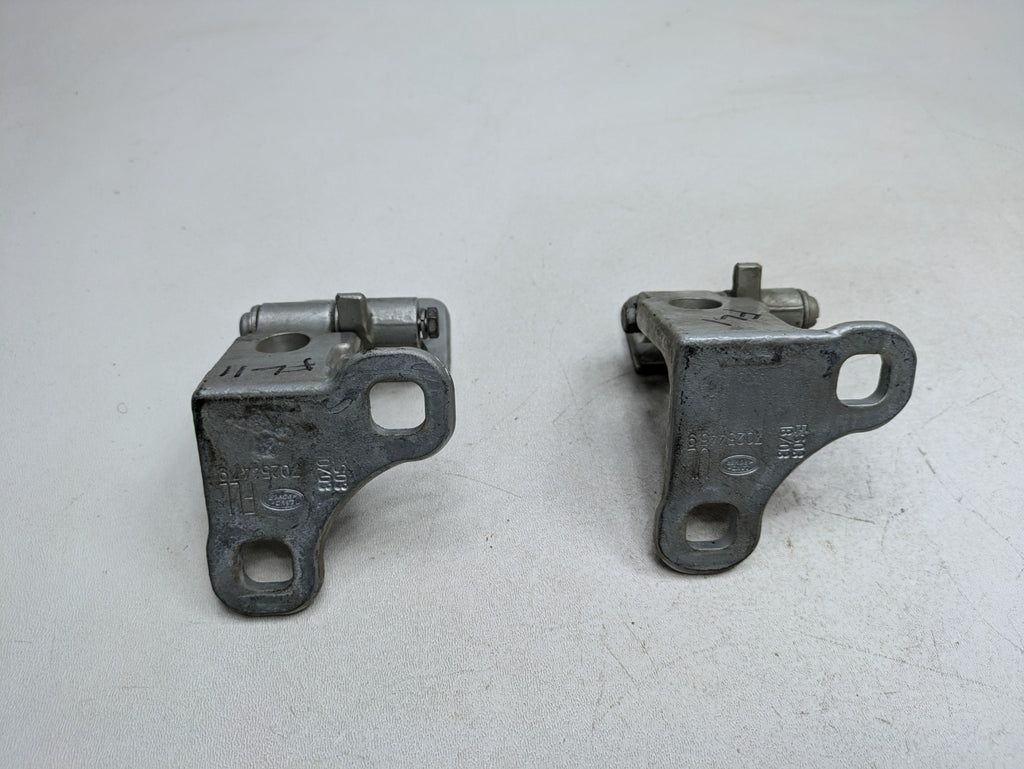 2003 - 2005 LAND ROVER RANGE ROVER OEM DOOR HINGE SET UPPER AND LOWER FRONT LEFT