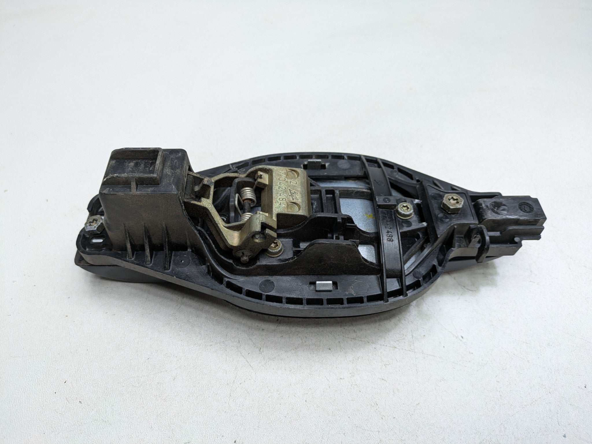 2003 - 2005 LAND ROVER RANGE ROVER OEM EXTERIOR DOOR HANDLE FRONT RIGHT SIDE