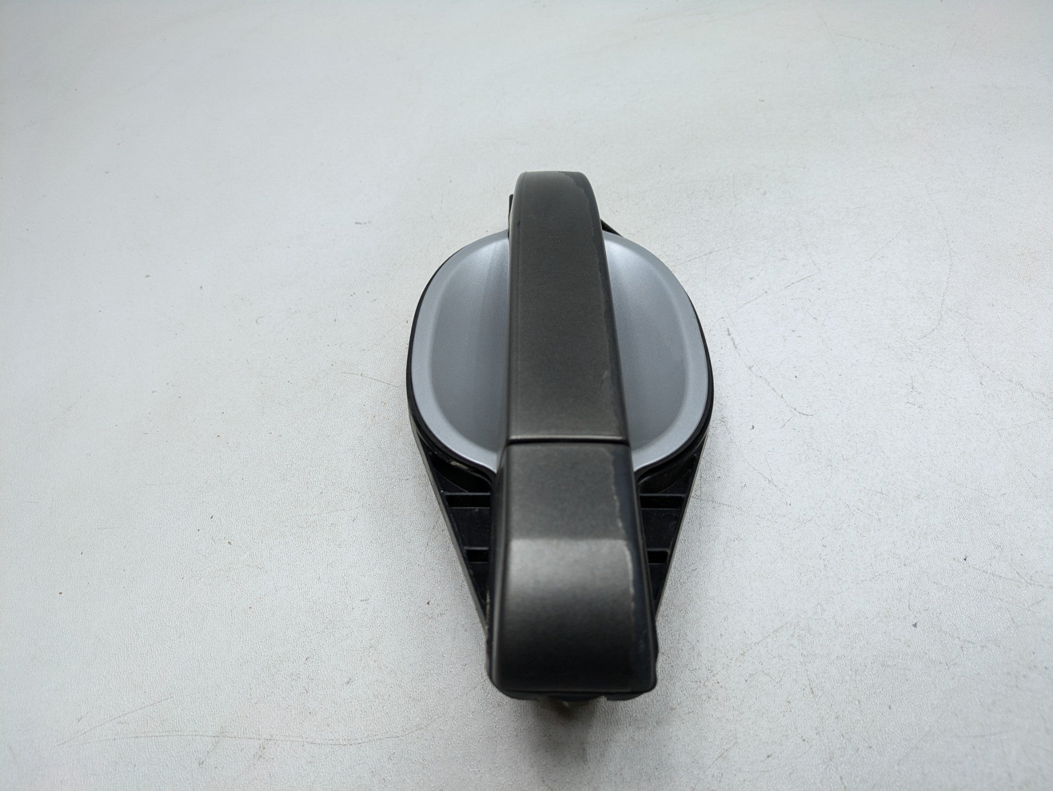03 - 05 LAND ROVER RANGE ROVER OEM EXTERIOR DOOR HANDLE REAR LEFT DRIVER SIDE