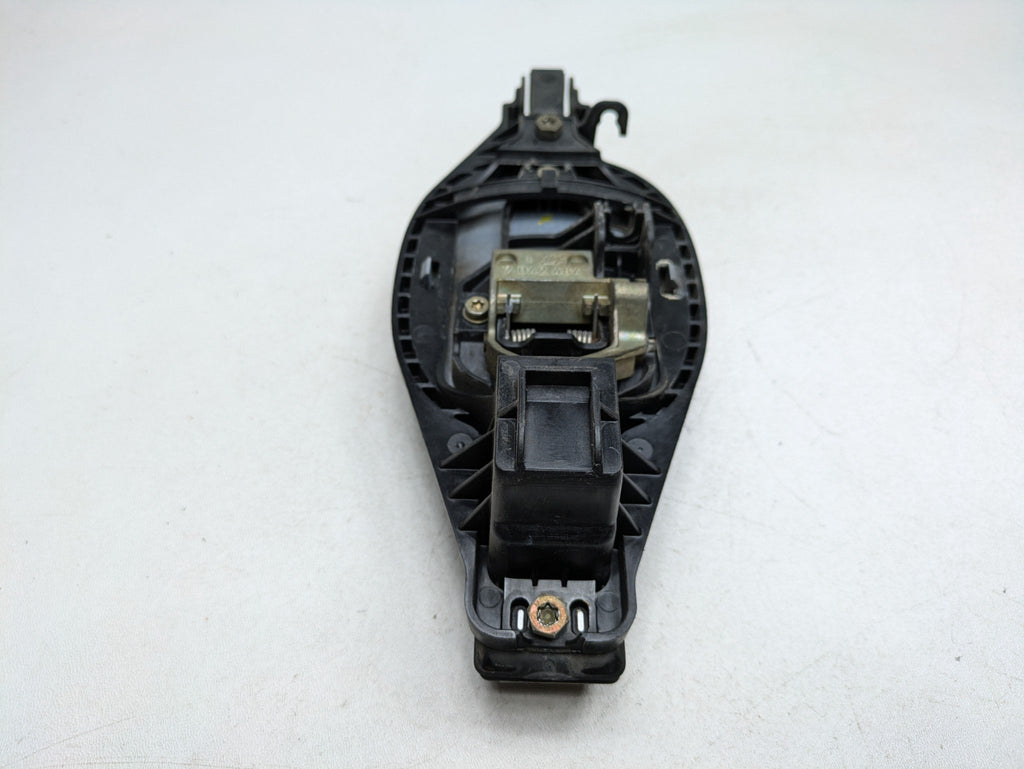 03 - 05 LAND ROVER RANGE ROVER OEM EXTERIOR DOOR HANDLE REAR LEFT DRIVER SIDE