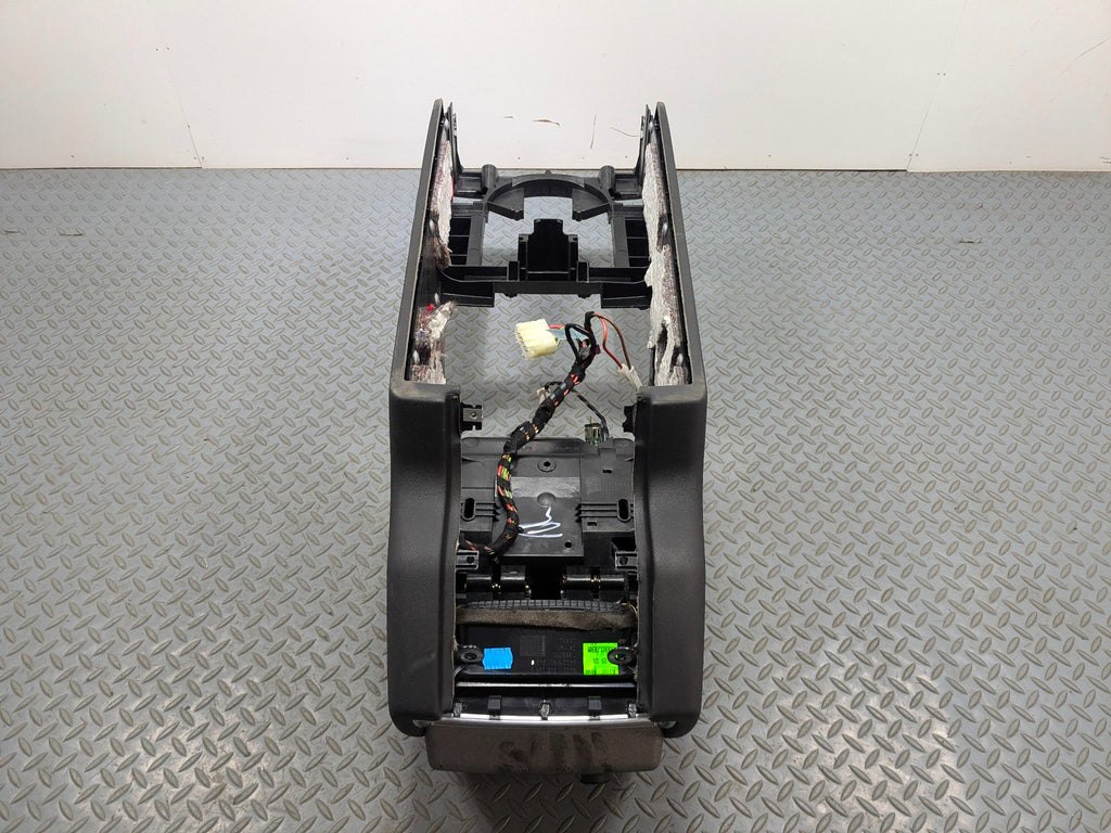 2003 - 2005 LAND ROVER RANGE ROVER OEM CENTRE CONSOLE ARMREST BLACK ASSEMBLY