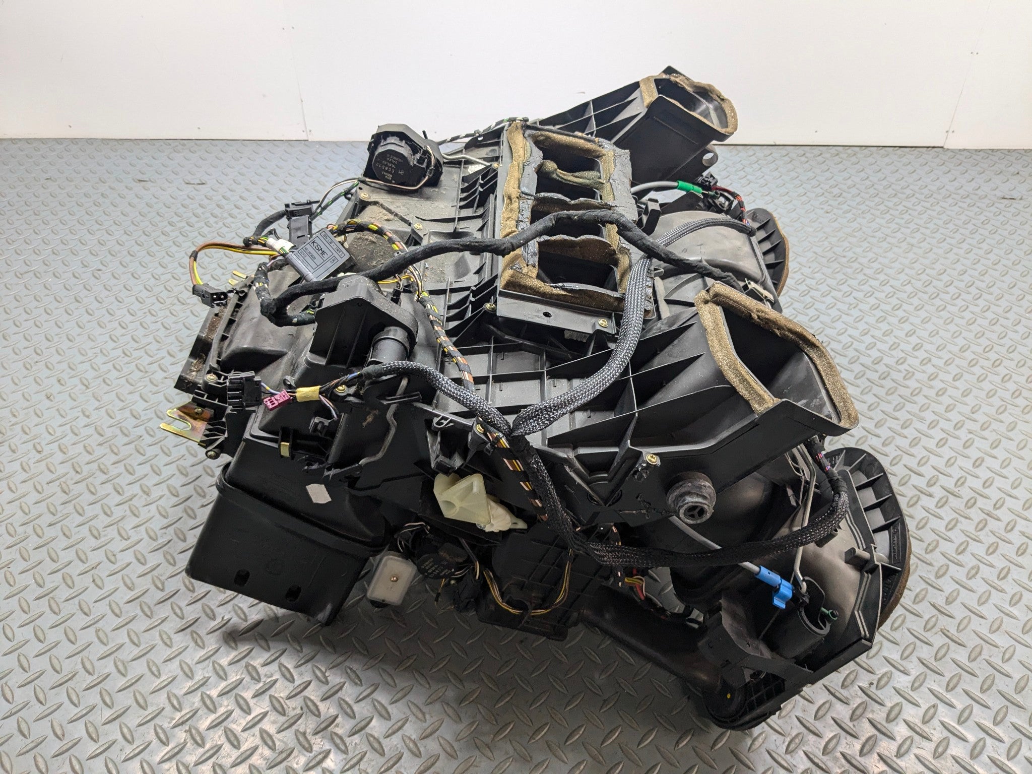 03 - 05 LAND ROVER RANGE ROVER OEM HVAC AC EVAPORATOR CLIMATE HEATER ASSEMBLY