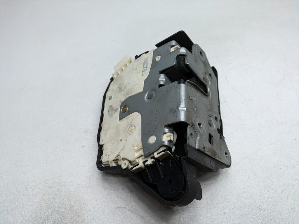 2003 - 2005 LAND ROVER RANGE ROVER OEM DOOR LOCK LATCH FRONT LEFT DRIVER SIDE