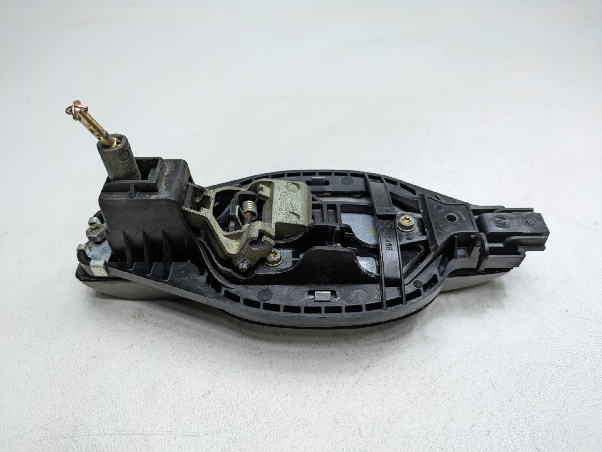 03 - 05 LAND ROVER RANGE ROVER OEM EXTERIOR DOOR HANDLE FRONT LEFT DRIVER SIDE