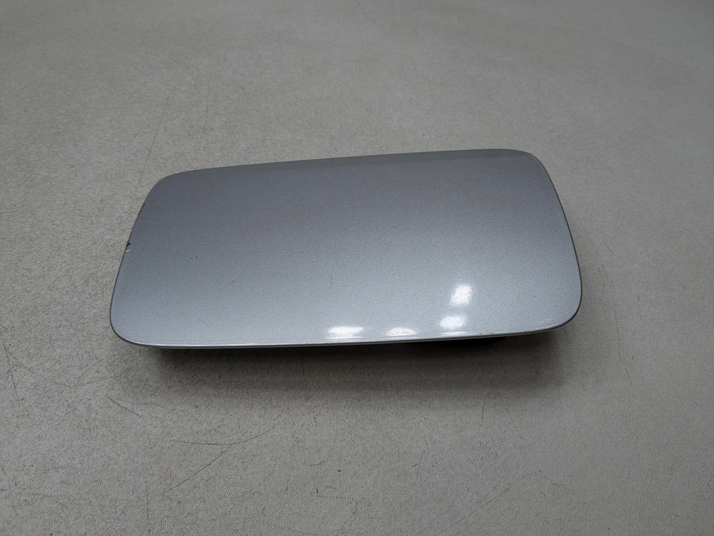 2003 - 2005 LAND ROVER RANGE ROVER OEM GAS FUEL TANK DOOR FILLER DOOR LID COVER