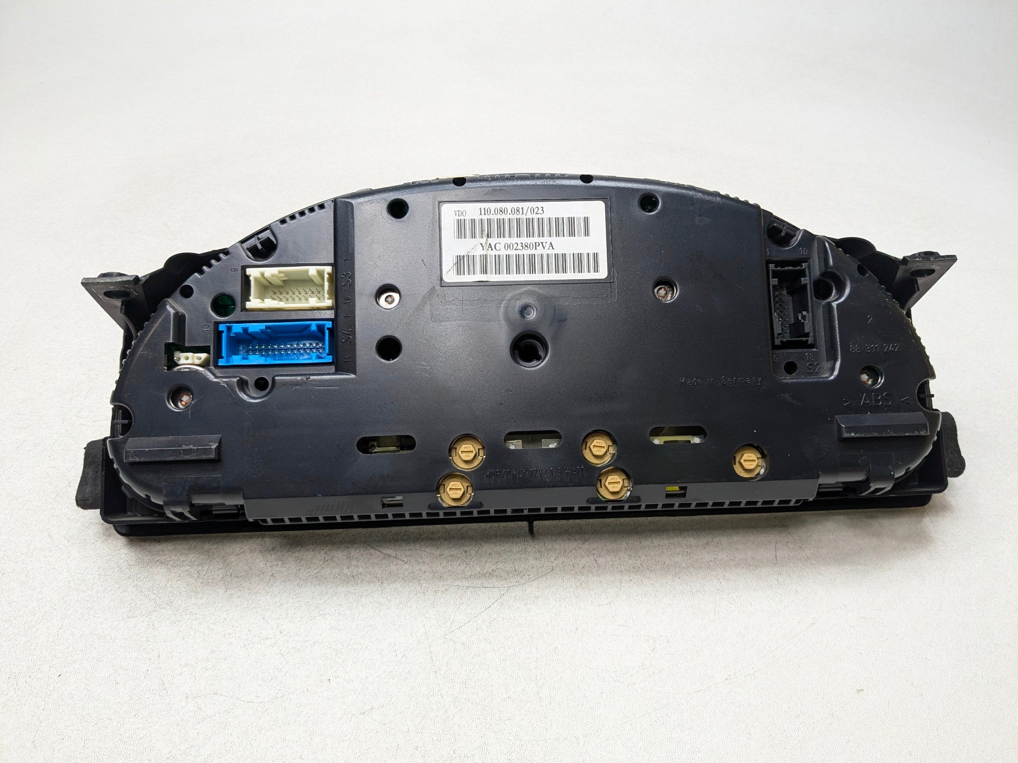 2003 - 2005 LAND ROVER RANGE ROVER OEM SPEEDOMETER INSTRUMENT GAUGES CLUSTER