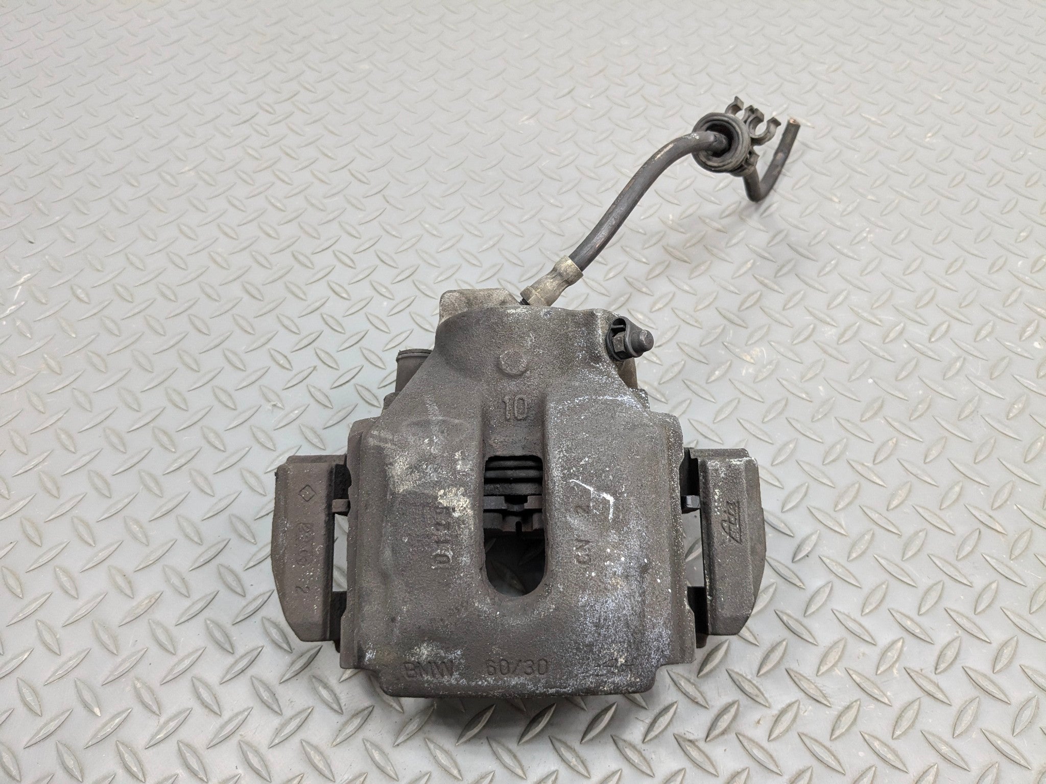 2003 - 2005 LAND ROVER RANGE ROVER OEM BRAKE CALIPER ASSEMBLY FRONT RIGHT SIDE