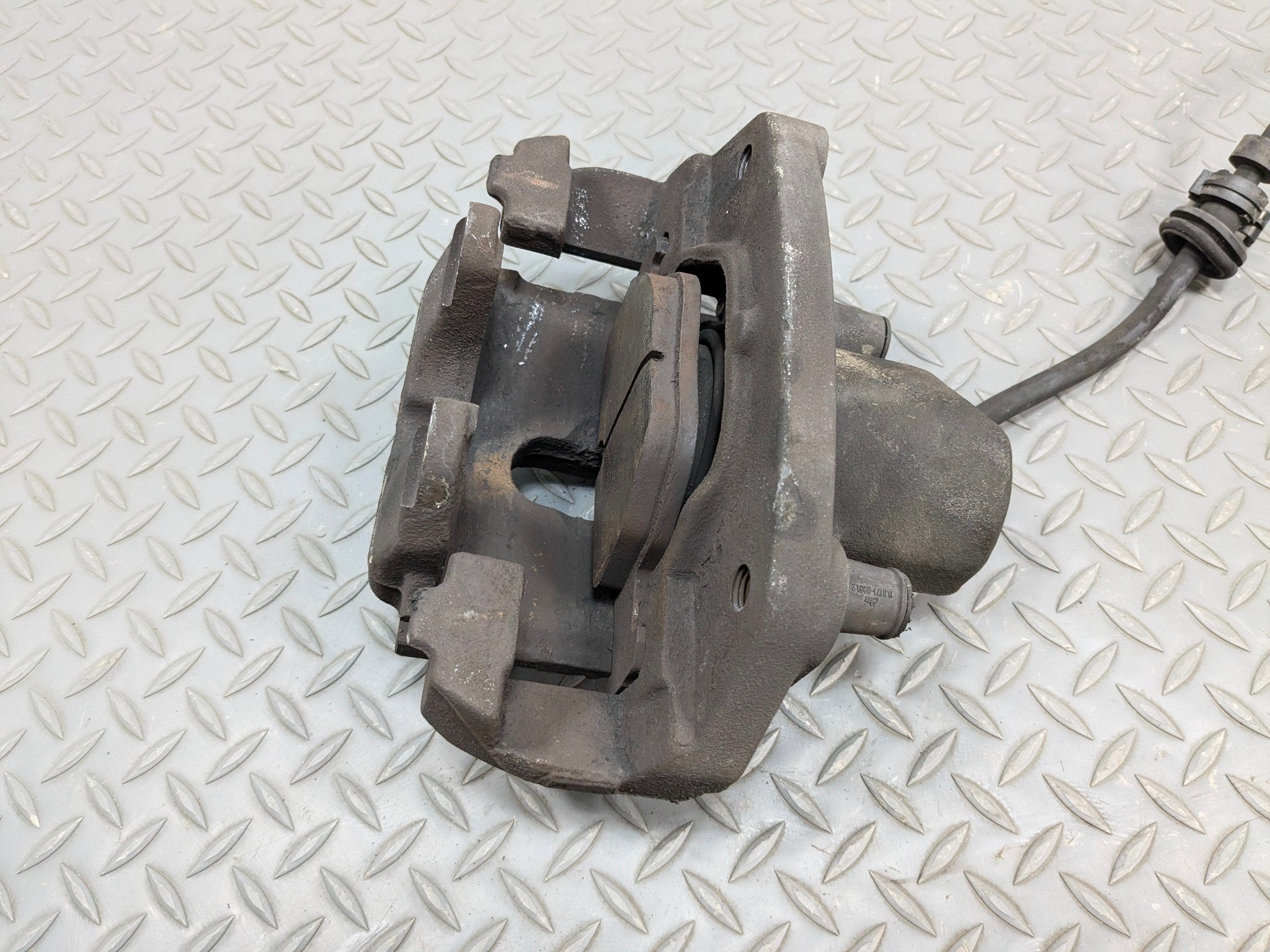 2003 - 2005 LAND ROVER RANGE ROVER OEM BRAKE CALIPER ASSEMBLY FRONT RIGHT SIDE