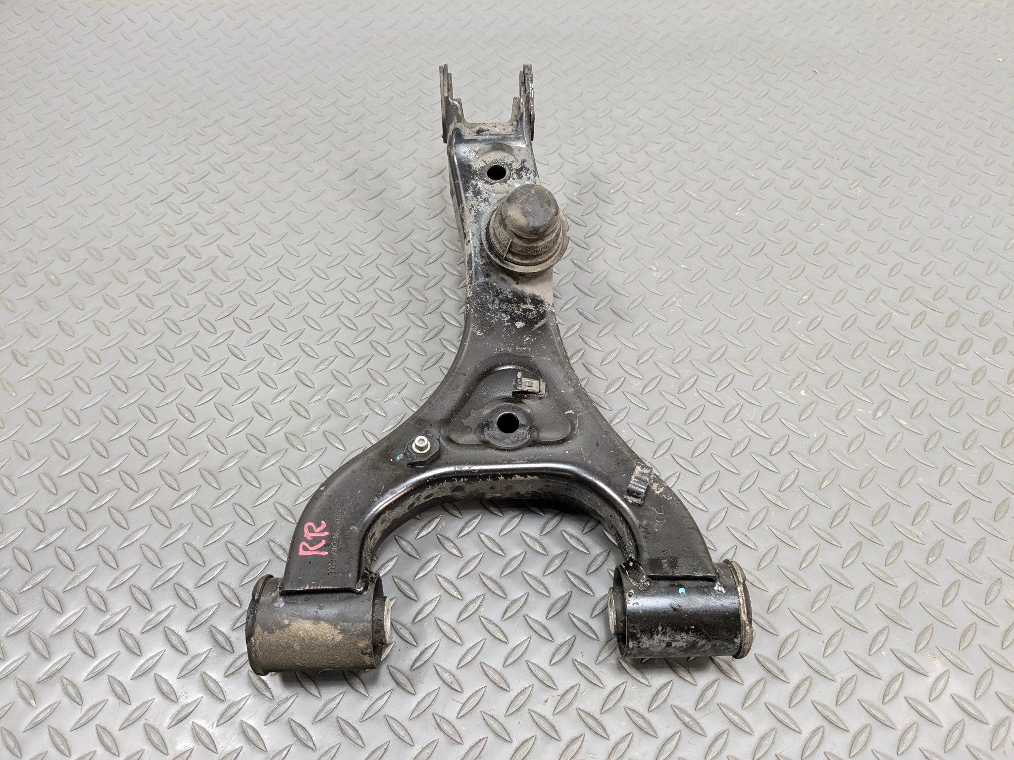 03 - 05 LAND ROVER RANGE ROVER OEM UPPER CONTROL ARM REAR RIGHT PASSENGER SIDE