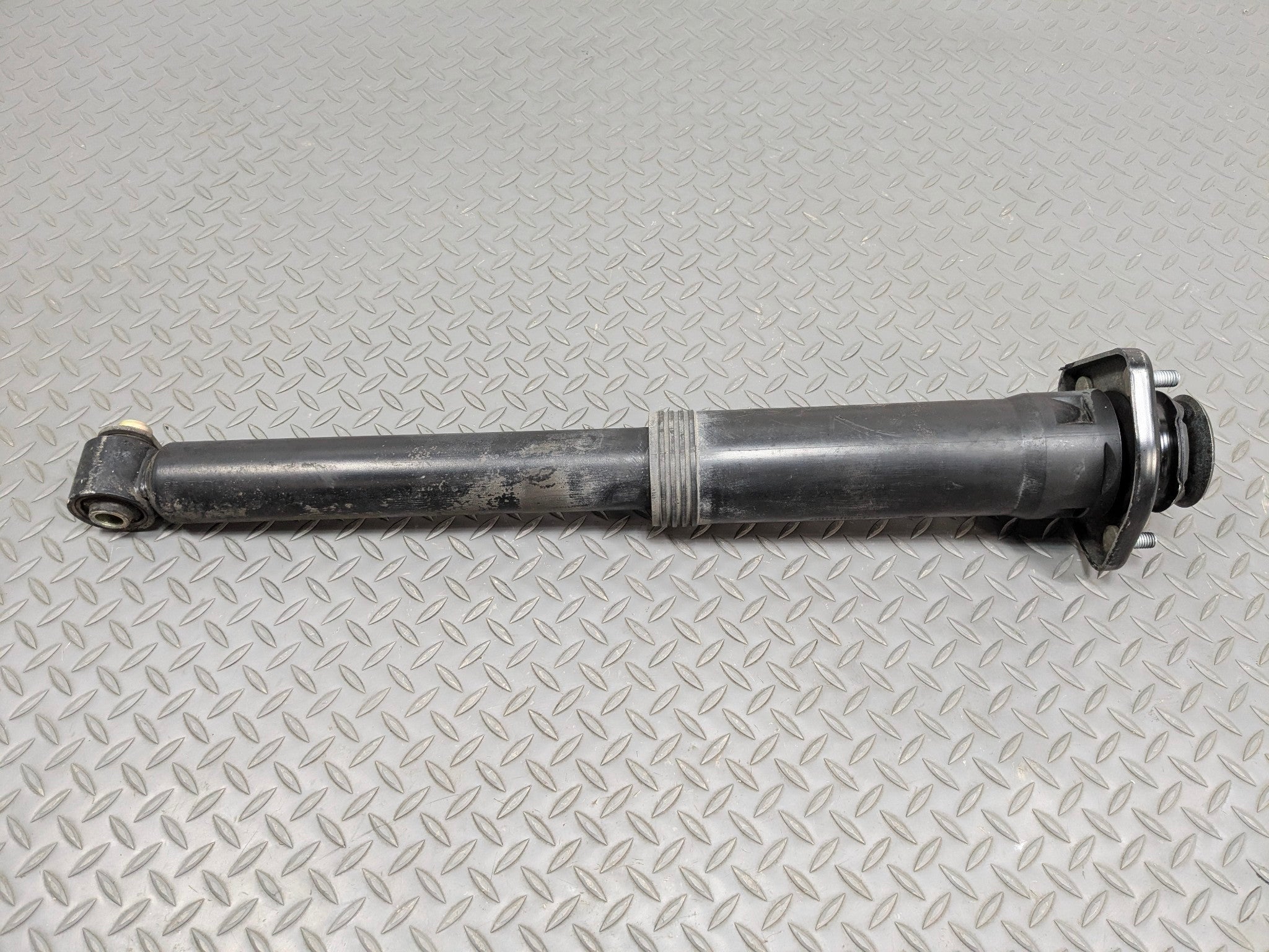 03 - 05 LAND ROVER RANGE ROVER OEM SHOCK ABSORBER STRUT REAR LEFT DRIVER SIDE