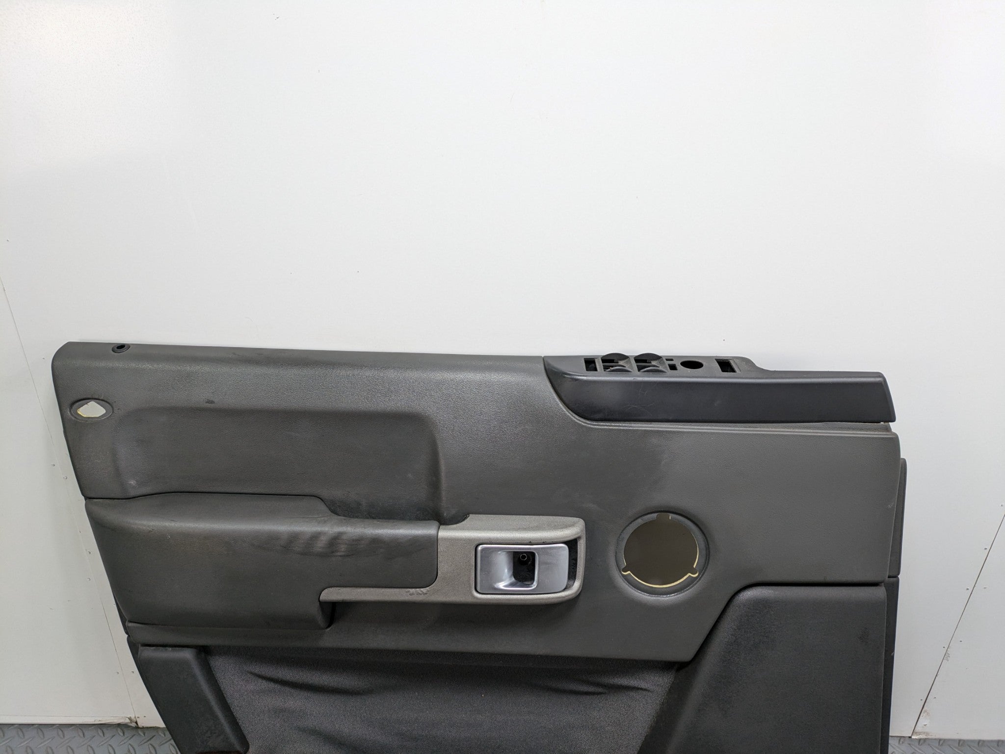 2003 - 2005 LAND ROVER RANGE ROVER OEM INTERIOR DOOR TRIM PANEL FRONT LEFT SIDE