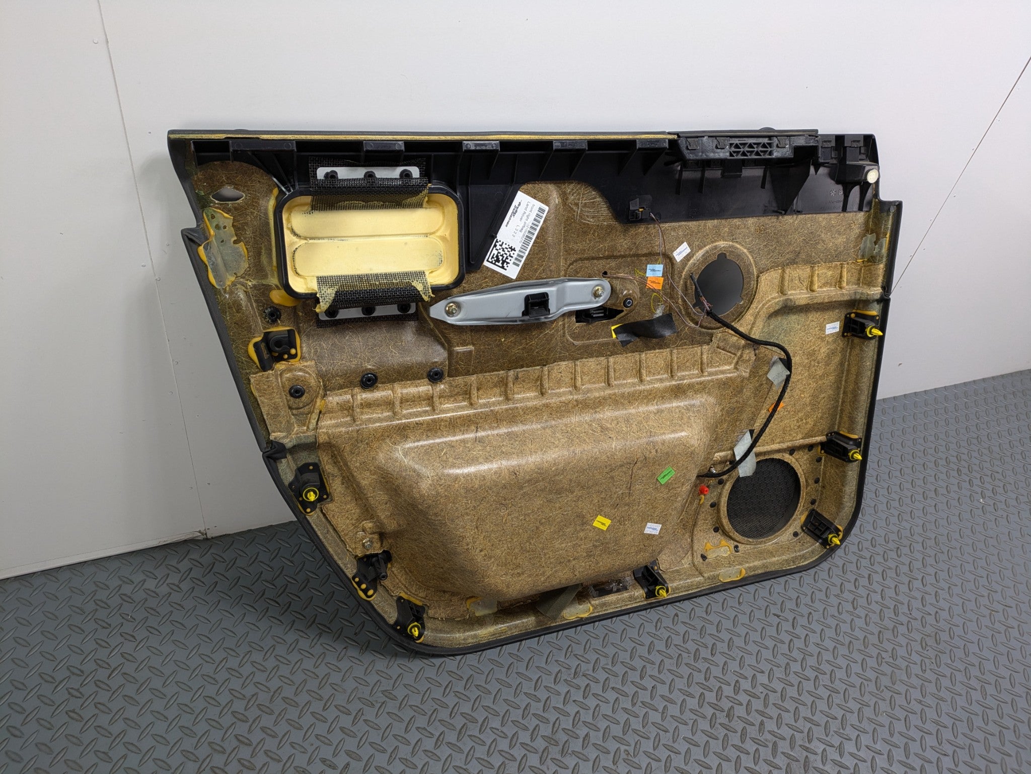 2003 - 2005 LAND ROVER RANGE ROVER OEM INTERIOR DOOR TRIM PANEL FRONT RIGHT SIDE