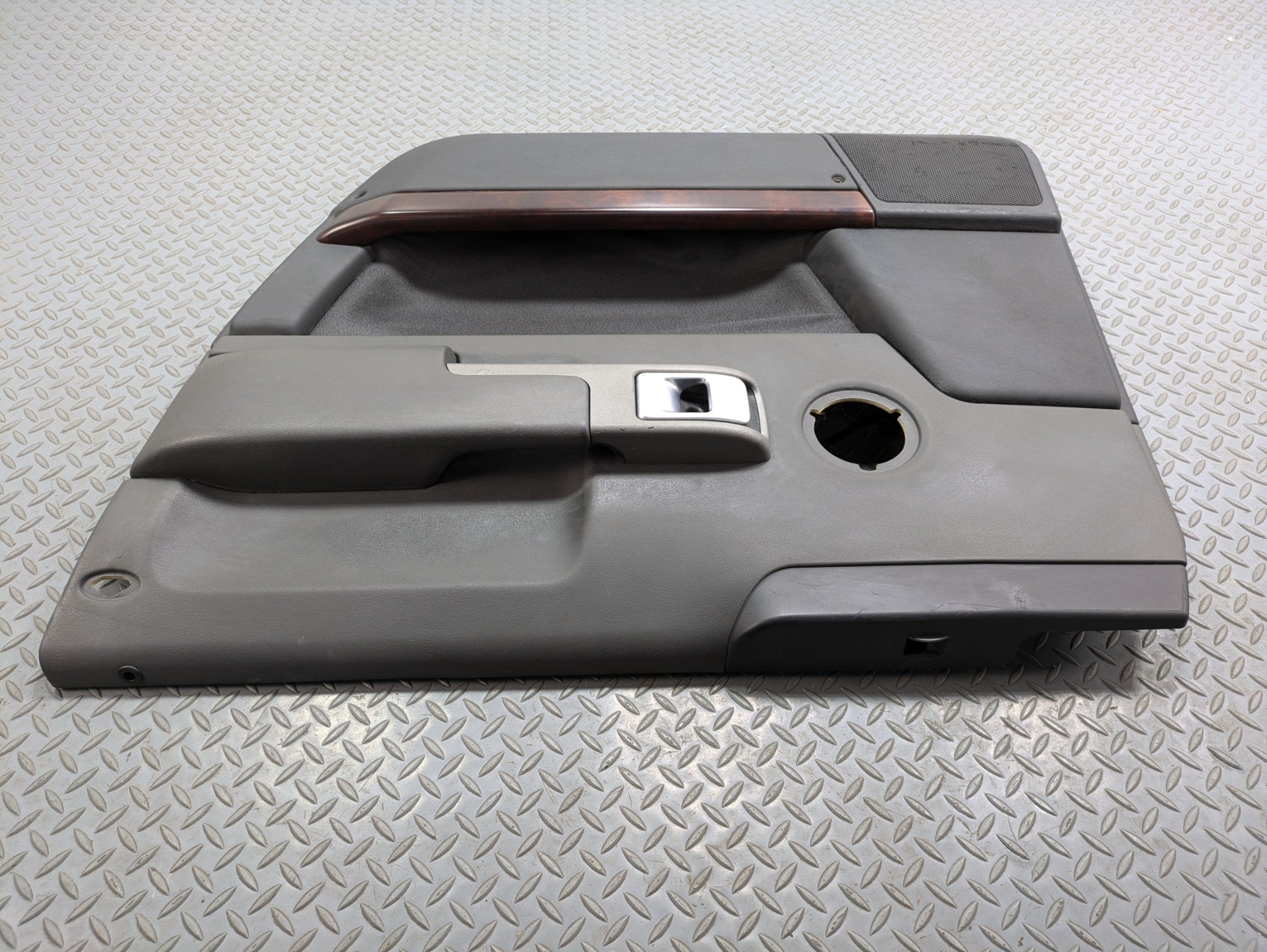 2003 - 2005 LAND ROVER RANGE ROVER OEM INTERIOR DOOR TRIM PANEL FRONT RIGHT SIDE