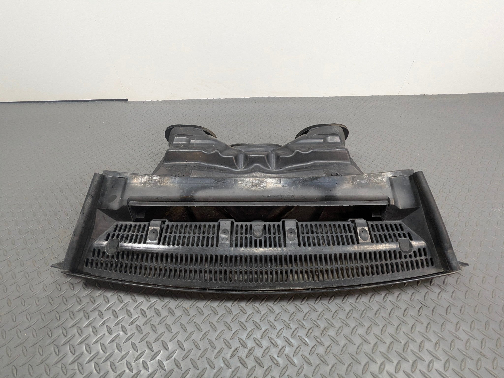 03 - 05 LAND ROVER RANGE ROVER OEM CABIN AIR FILTER CLEANER MICROFILTER HOUSING