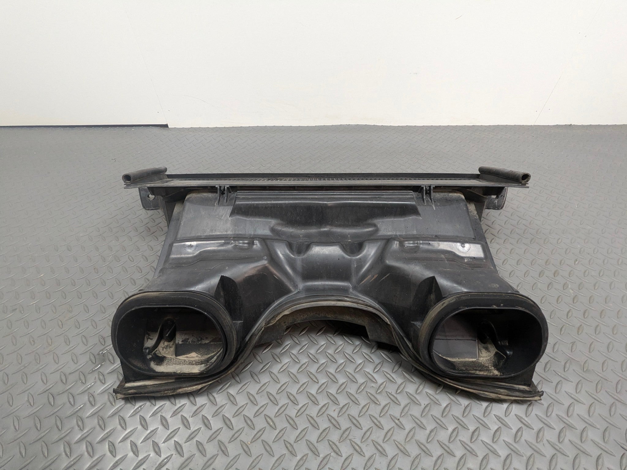 03 - 05 LAND ROVER RANGE ROVER OEM CABIN AIR FILTER CLEANER MICROFILTER HOUSING