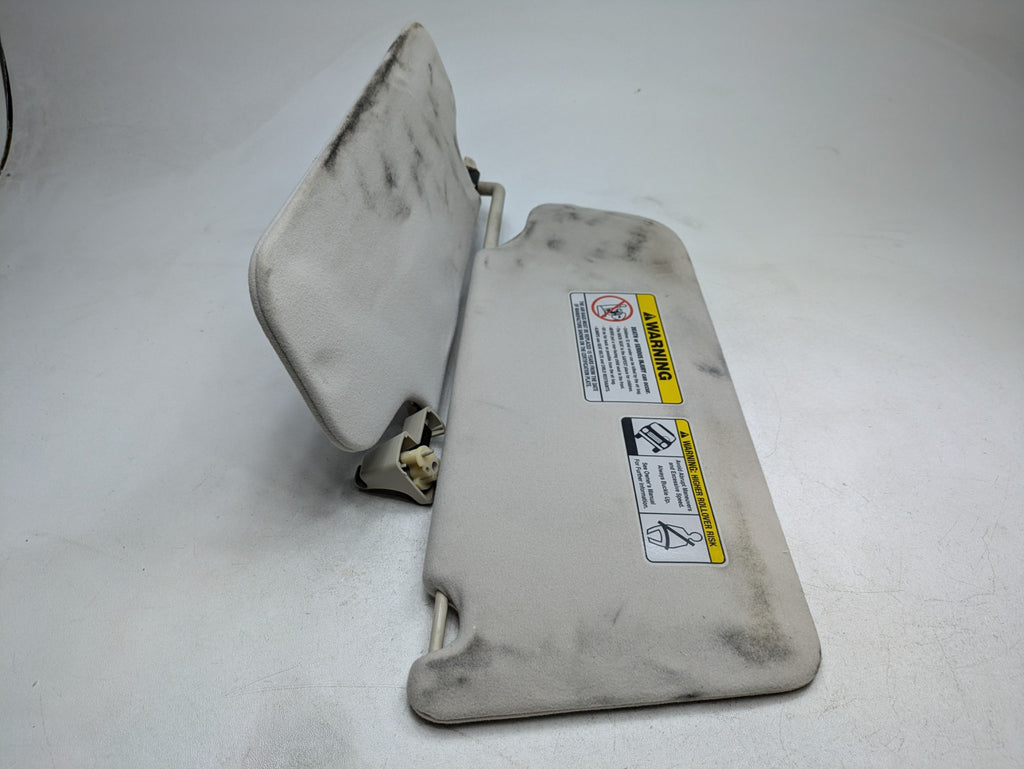 03 - 05 LAND ROVER RANGE ROVER OEM SUN VISOR WITH LIGHT FRONT LEFT DRIVER SIDE