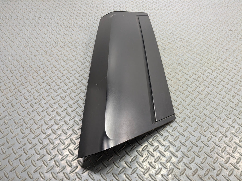 2003 - 2005 LAND ROVER RANGE ROVER OEM TAIL GATE D PILLAR TRIM COVER RIGHT SIDE