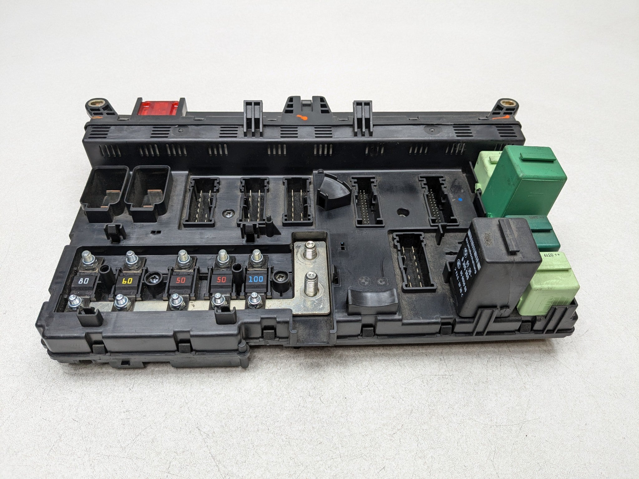 03 - 05 LAND ROVER RANGE ROVER OEM CABIN FUSE BOX INTERIOR RELAY JUNCTION BLOCK