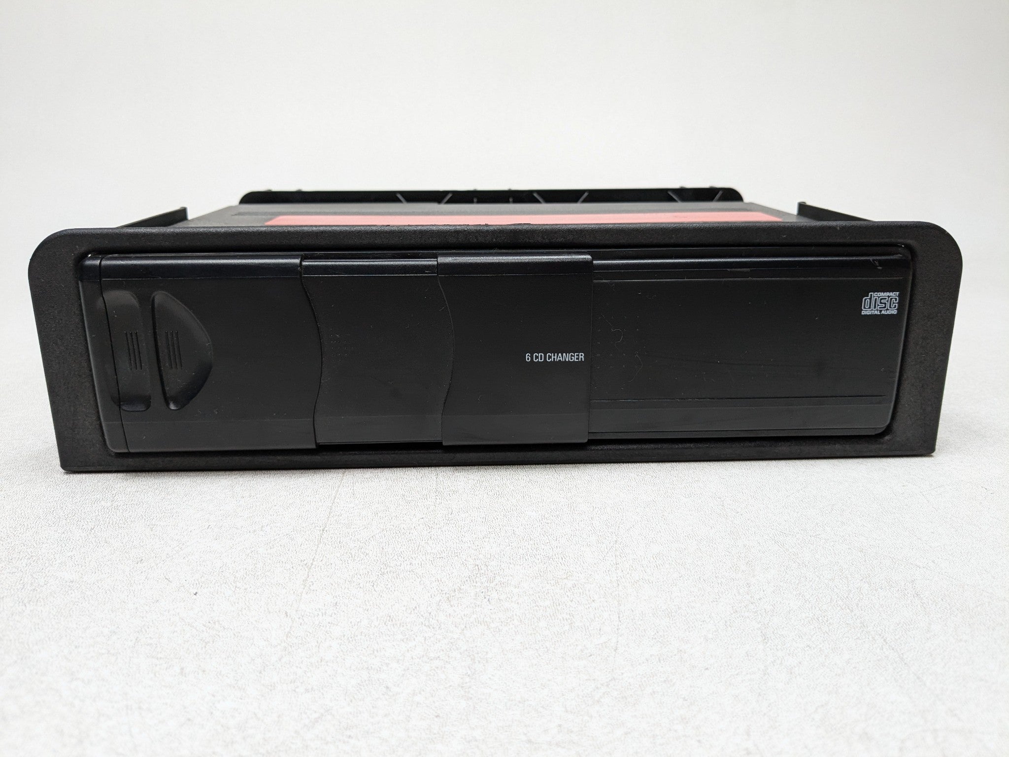 03 - 05 LAND ROVER RANGE ROVER OEM RADIO AUDIO AND VISUAL EQUIPMENT CD CHANGER