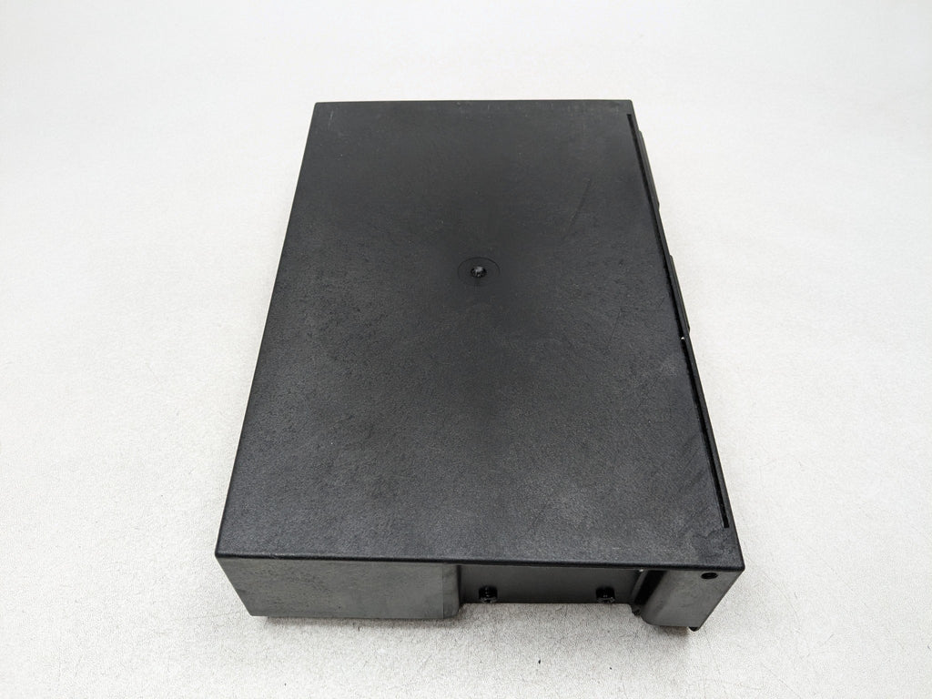 03 - 05 LAND ROVER RANGE ROVER OEM RADIO AUDIO AND VISUAL EQUIPMENT CD CHANGER