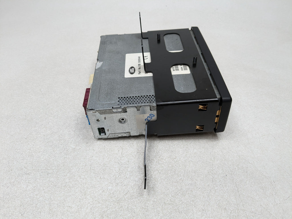 2003 - 2005 LAND ROVER RANGE ROVER OEM NAVIGATION SYSTEM DVD PLAYER CONTROL UNIT