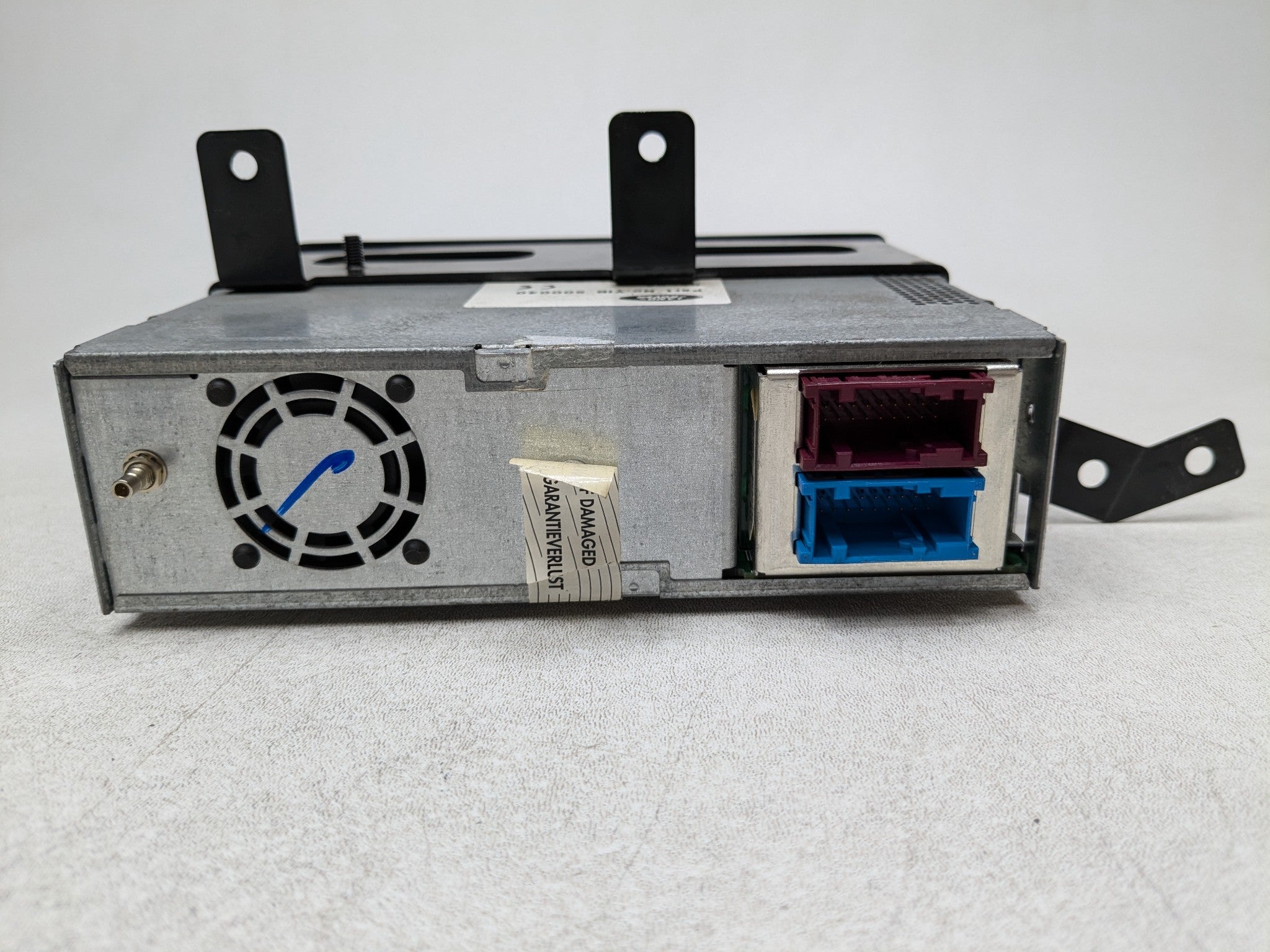 2003 - 2005 LAND ROVER RANGE ROVER OEM NAVIGATION SYSTEM DVD PLAYER CONTROL UNIT