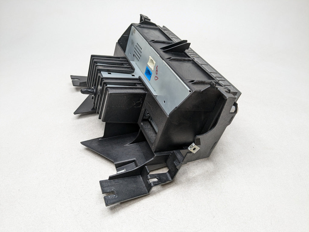 2003 - 2005 LAND ROVER RANGE ROVER OEM INFO GPS TV SCREEN NAVIGATION MONITOR