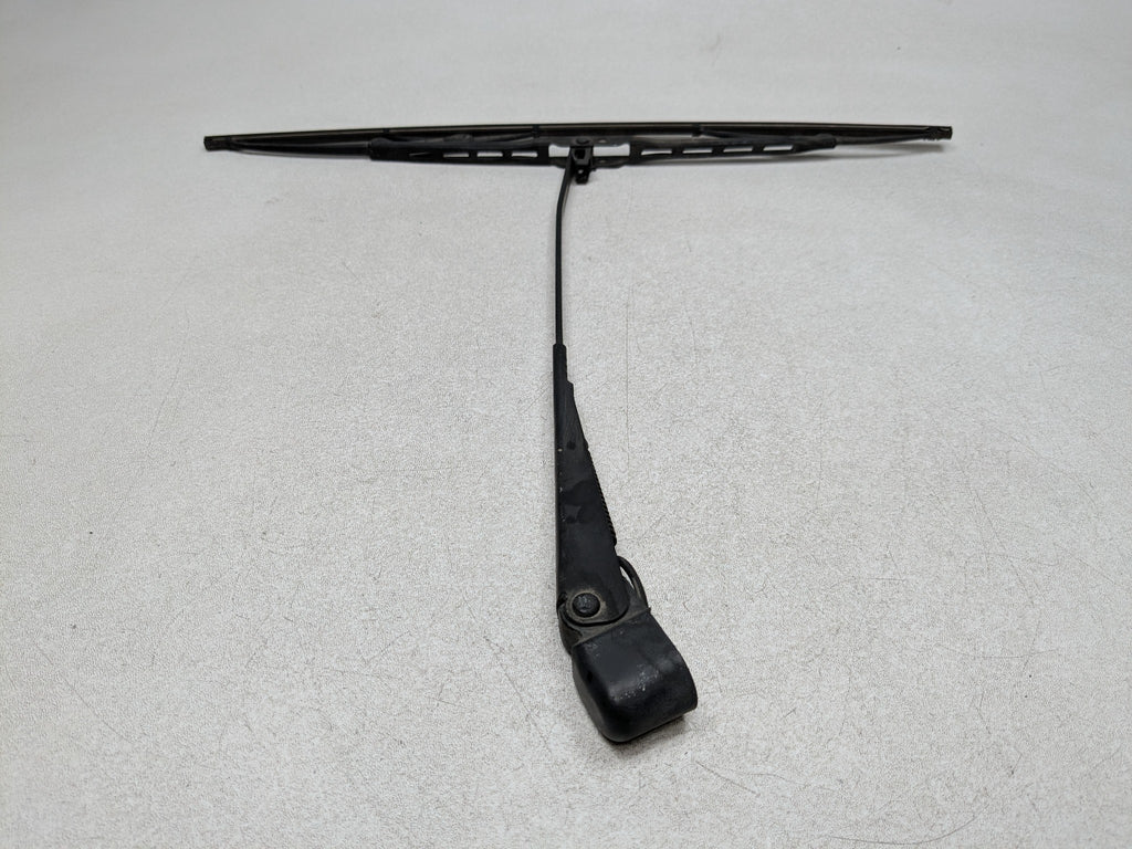 03 - 05 LAND ROVER RANGE ROVER OEM WINDSHIELD WIPER ARM REAR BACK WINDOW GLASS
