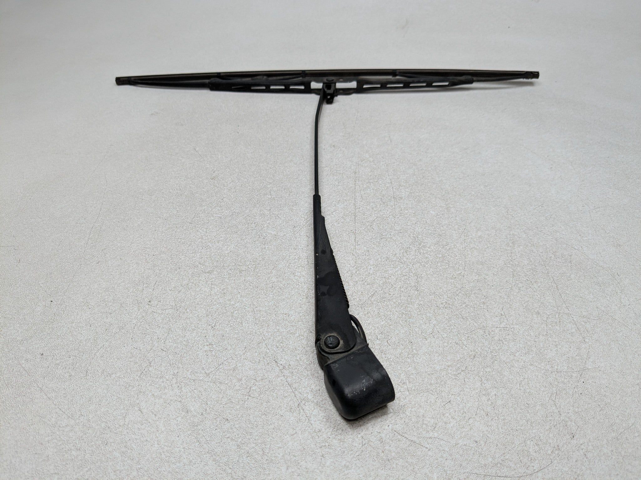 03 - 05 LAND ROVER RANGE ROVER OEM WINDSHIELD WIPER ARM REAR BACK WINDOW GLASS