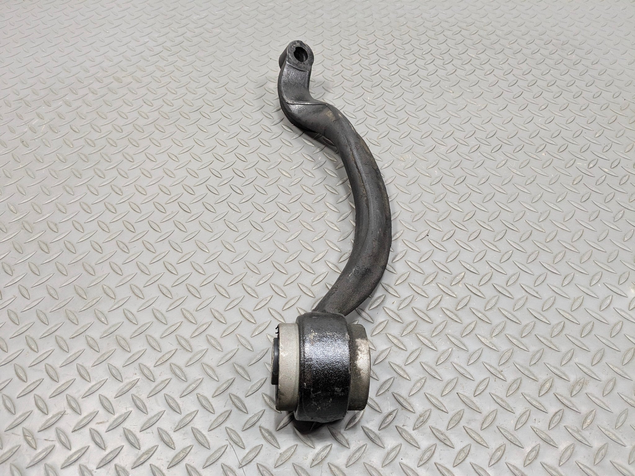 2003 - 2005 LAND ROVER RANGE ROVER OEM CONTROL ARM LEFT FRONT LOWER FORWARD