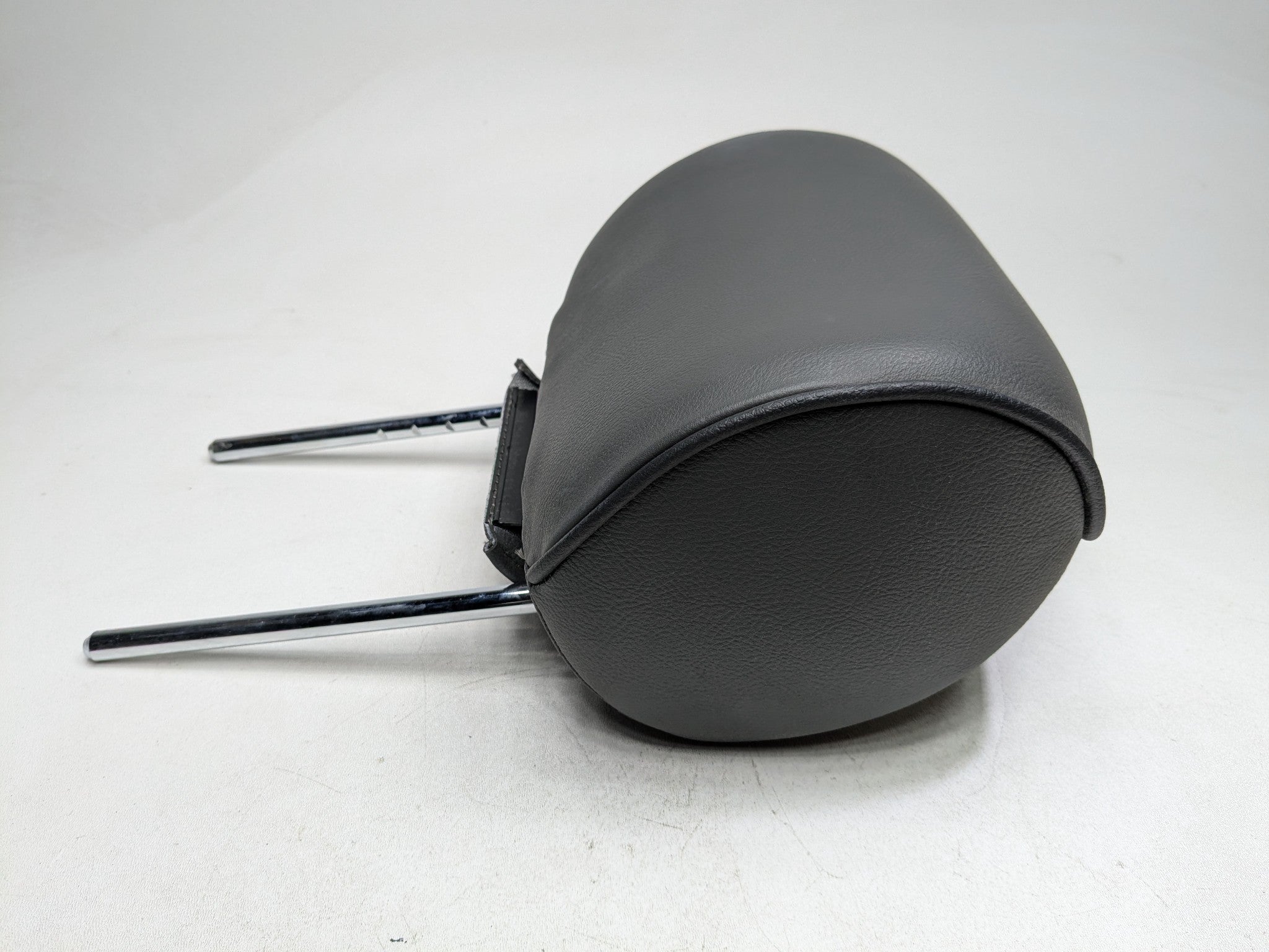 03 - 2005 LAND ROVER RANGE ROVER OEM SEAT HEADREST LEATHER BLACK REAR LEFT SIDE