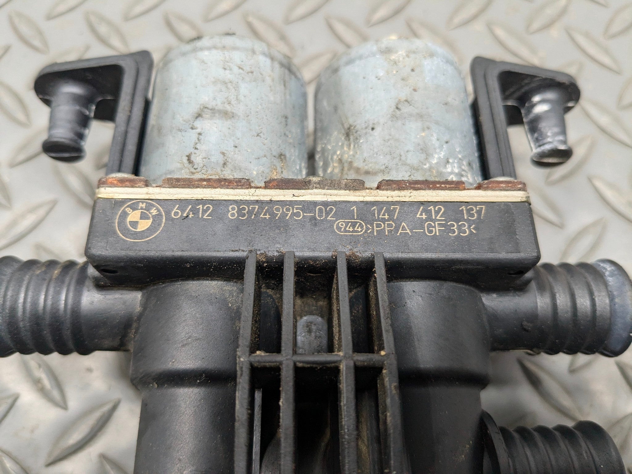 2003 - 2005 LAND ROVER RANGE ROVER OEM AC HEATER WATER CONTROL VALVE PUMP