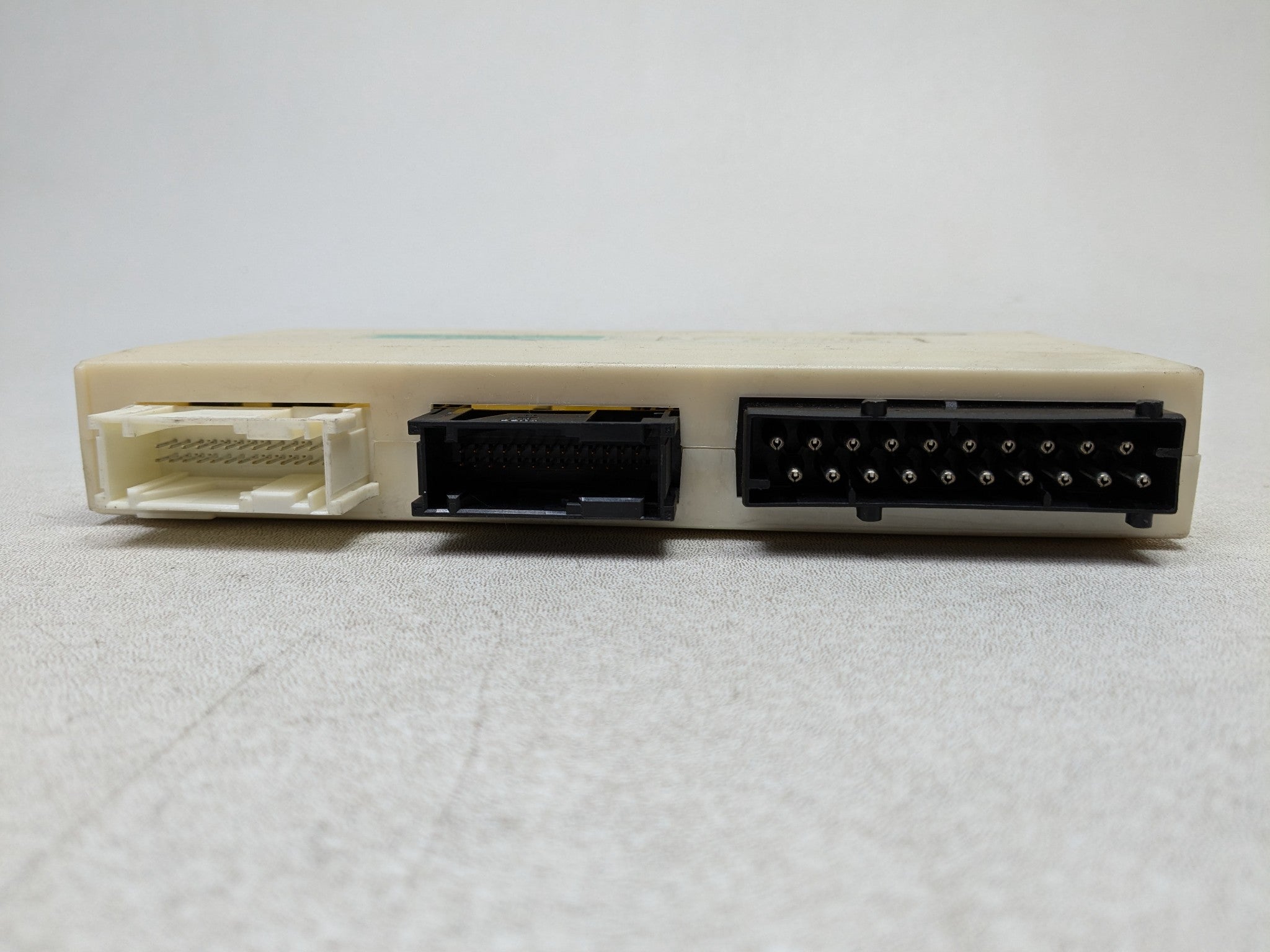 2003 - 2005 LAND ROVER RANGE ROVER OEM BCM BODY COMPUTER CONTROL MODULE UNIT