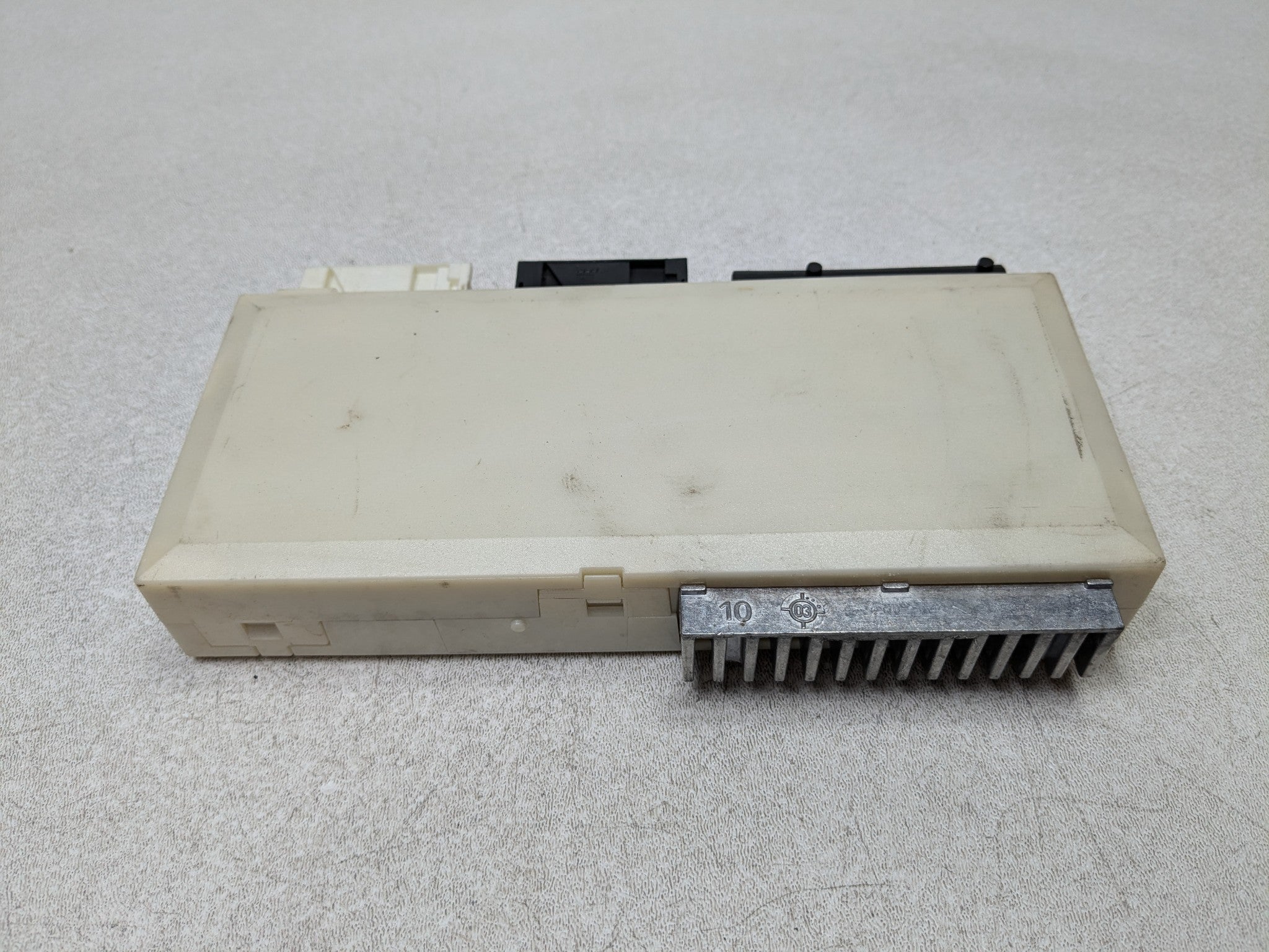 2003 - 2005 LAND ROVER RANGE ROVER OEM BCM BODY COMPUTER CONTROL MODULE UNIT