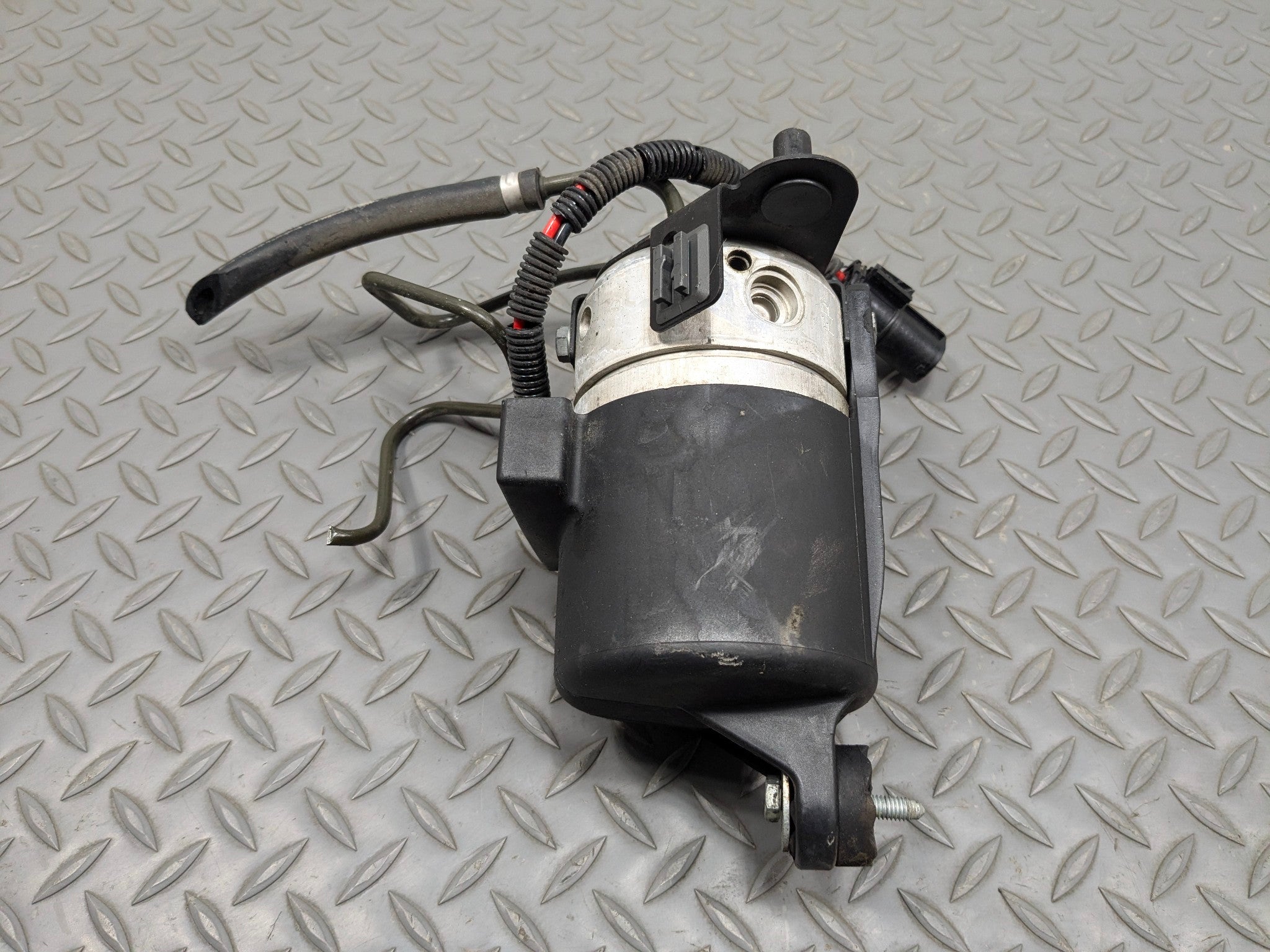 2003 - 2005 LAND ROVER RANGE ROVER OEM HYDRAULIC BRAKE COMPRESSOR VACUUM PUMP