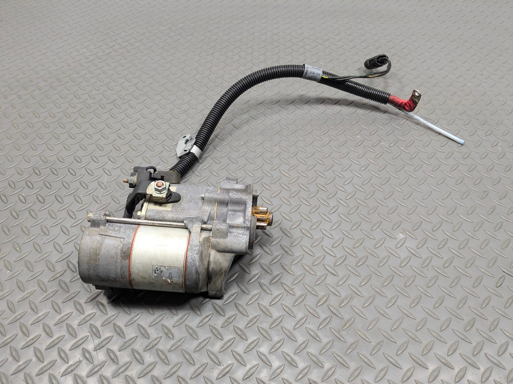 03 - 05 LAND ROVER RANGE ROVER OEM ENGINE STARTER MOTOR ASSEMBLY WITH HARNESS