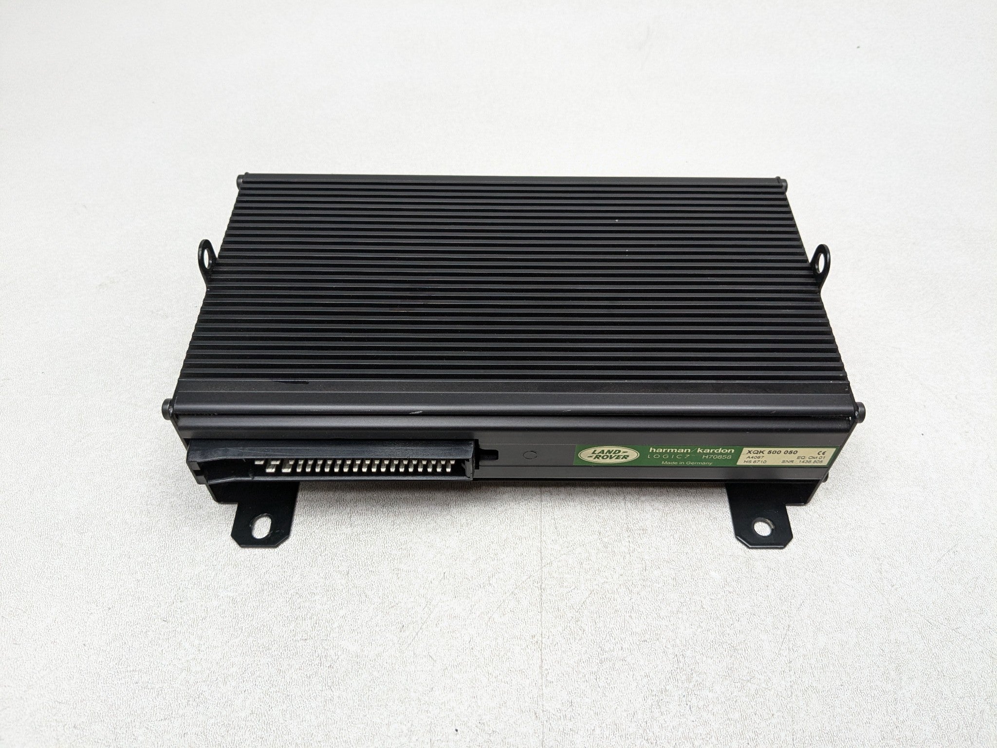 03 - 05 LAND RANGE ROVER OEM AMPLIFIER HARMAN KARDON AUDIO AND VISUAL EQUIPMENT