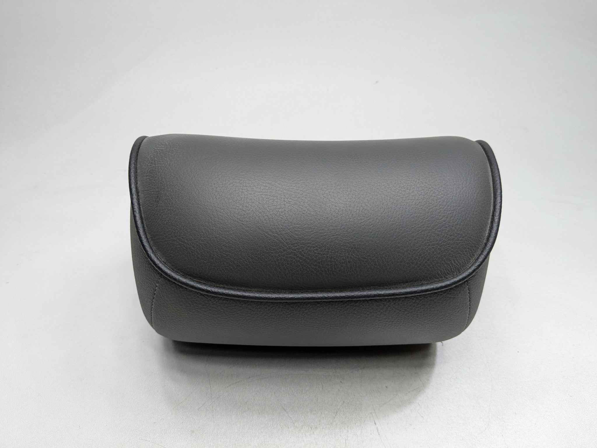 03 - 2005 LAND ROVER RANGE ROVER OEM SEAT HEADREST LEATHER BLACK REAR RIGHT SIDE