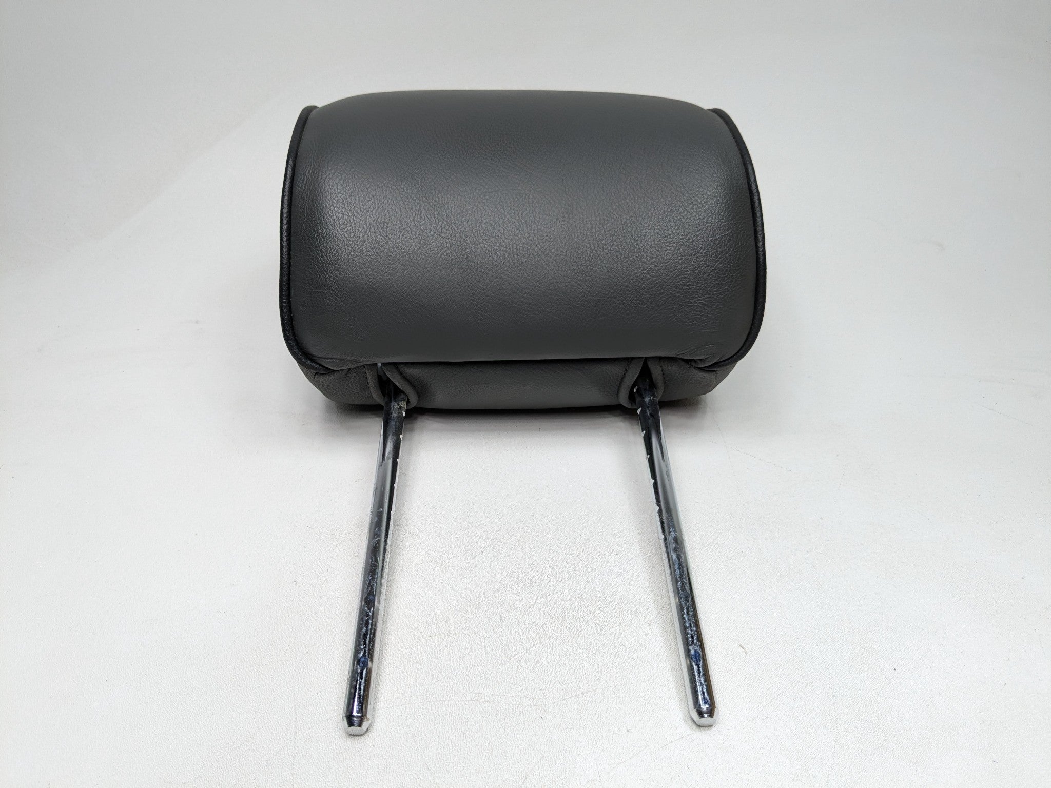 03 - 2005 LAND ROVER RANGE ROVER OEM SEAT HEADREST LEATHER BLACK FRONT LEFT SIDE