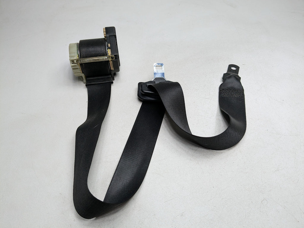 2003 - 2005 LAND ROVER RANGE ROVER OEM SEAT BELT RETRACTOR REAR LEFT CENTER