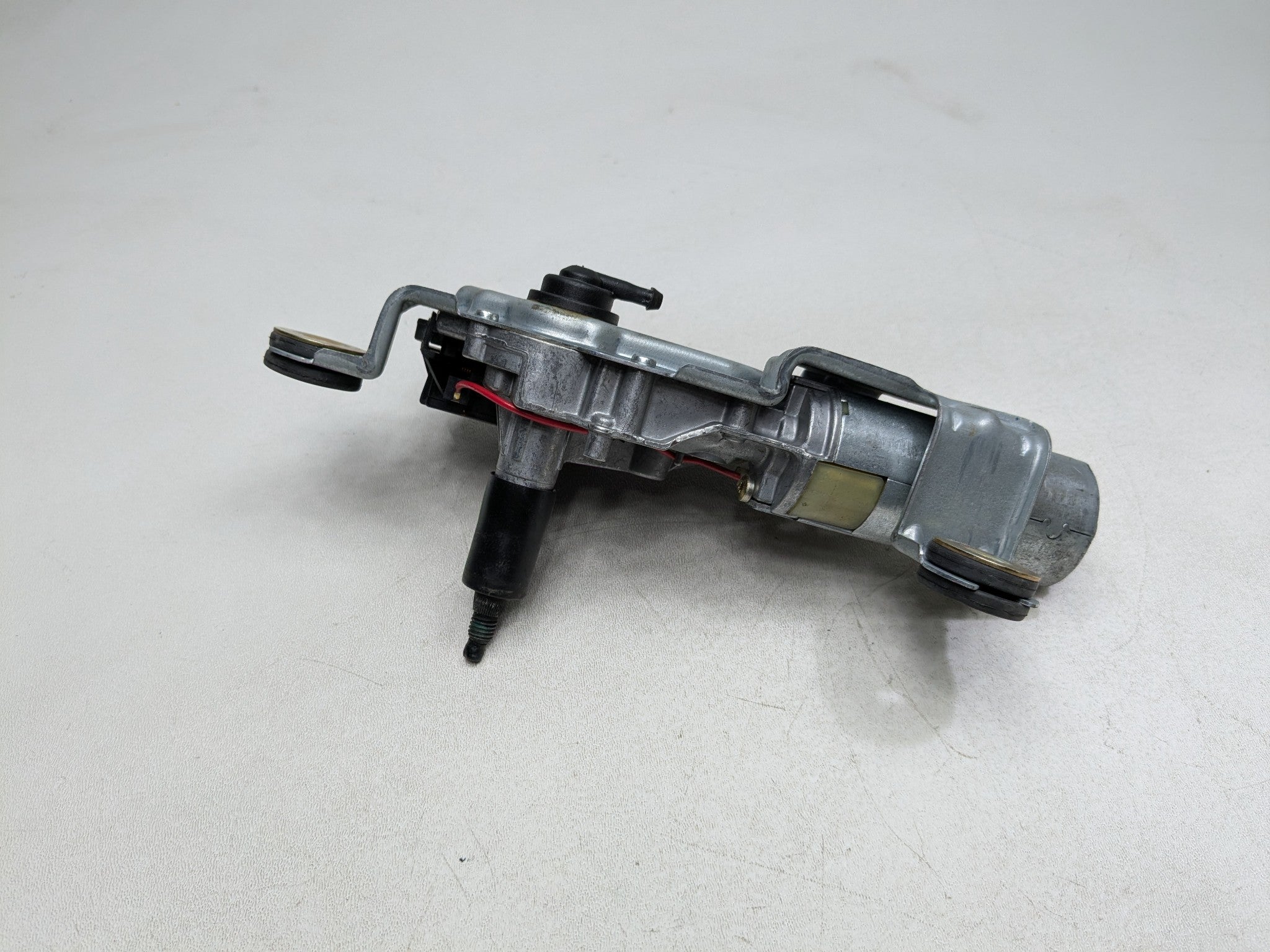 2003 - 2005 LAND ROVER RANGE ROVER OEM GLASS WIPER MOTOR ASSEMBLY REAR SIDE